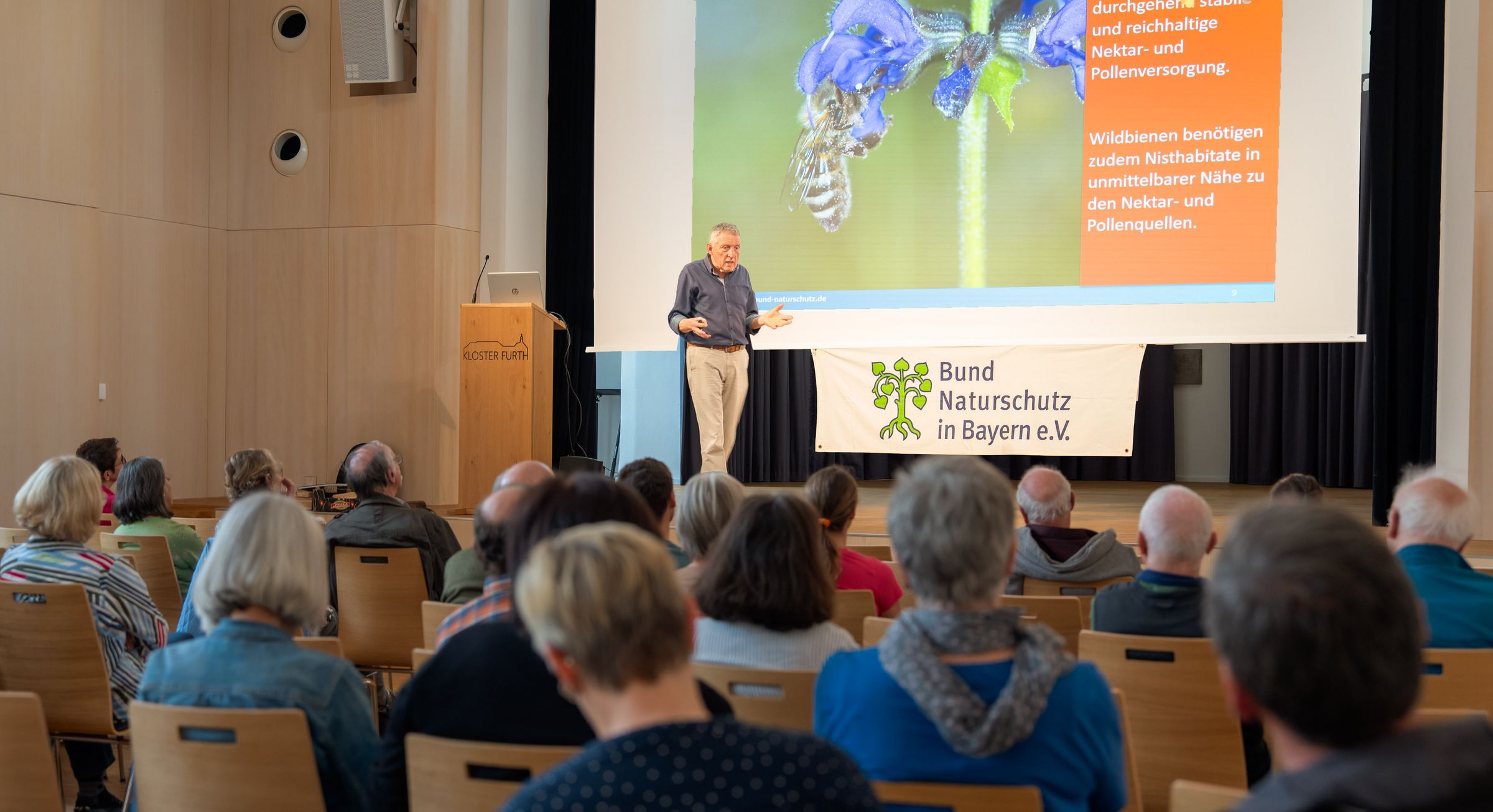 Vortrag "Mein Garten - ein Bienenparadies" | Bild: Heinrich Inkoferer Vortrag "Mein Garten - ein Bienenparadies" | Bild: Heinrich Inkoferer
