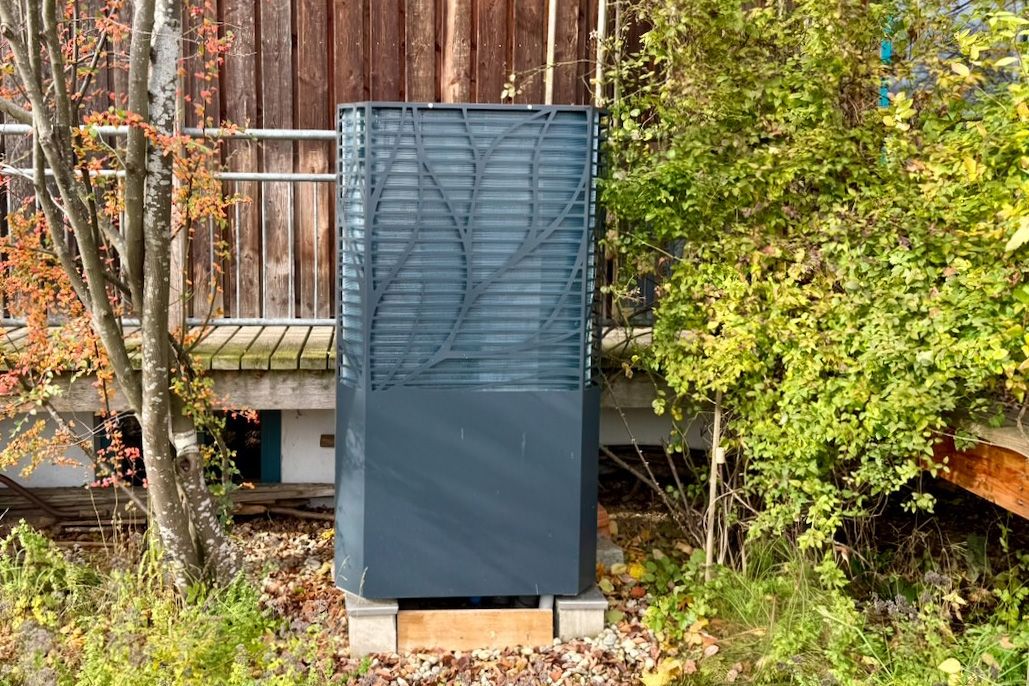 Eine Wärmepumpe im Bestanbsdbau | Bild: H.Inkoferer Wärmepumpe im Bestandsbau